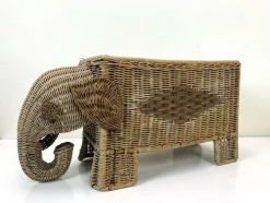 Pamono Italian Woven Rattan Elephant Planter, 1970s> Planters And Jardiniere