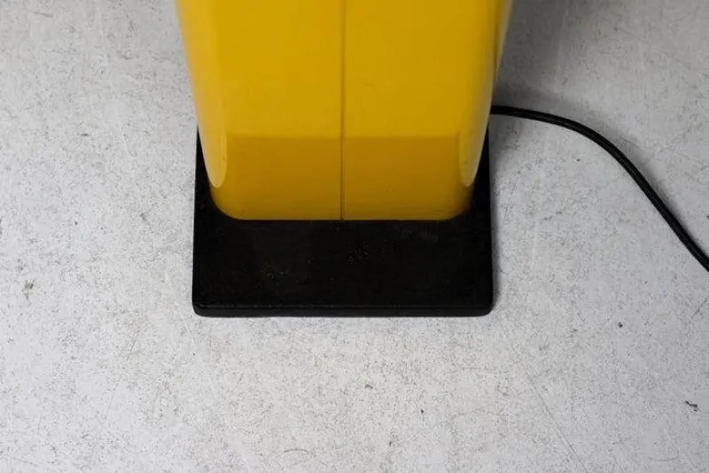 Pamono Italian Yellow Floor Lamp by Gianfranco Frattini, 1970s> Floor Lamps