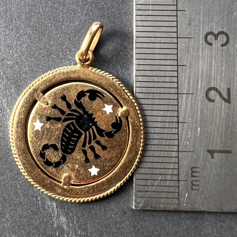 Outlet Pamono Italian Zodiac Scorpio Starsign 18k Yellow Gold Enamel Charm Pendant, 1960s