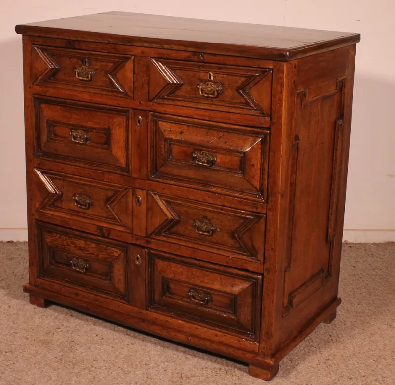 Pamono Jacobean Chest of Drawers in Oak and Walnut, 17th Century> Dressers, Commodes & Chests