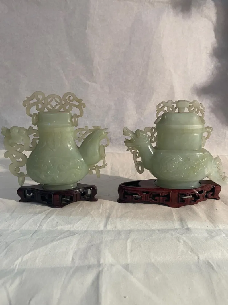 Hot Pamono Jade Potiche Dragon and Rooster Vases, 19th Century, Set of 2