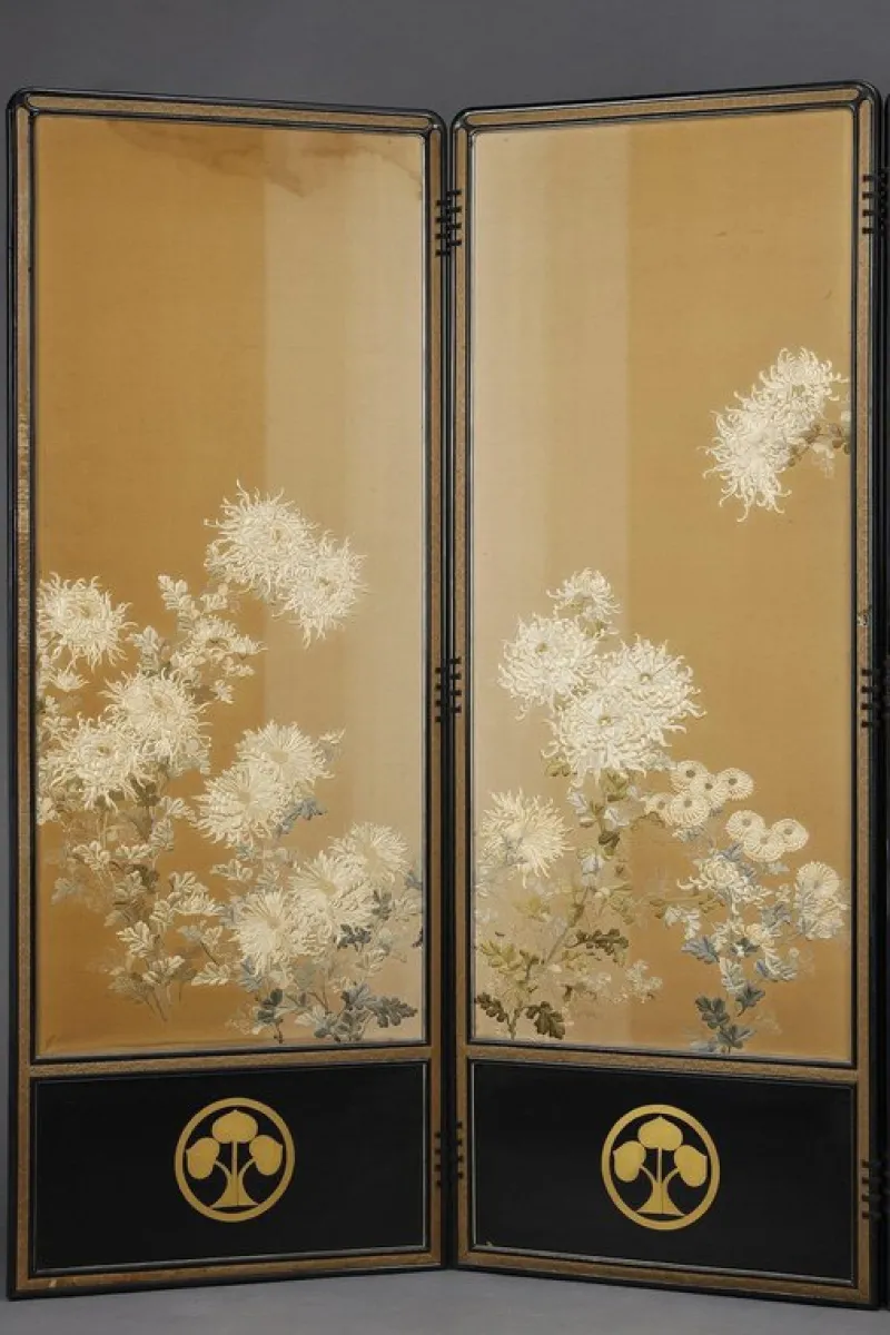 Pamono Japanese Chrysanthemum Screen, 1890> Room Dividers & Screens