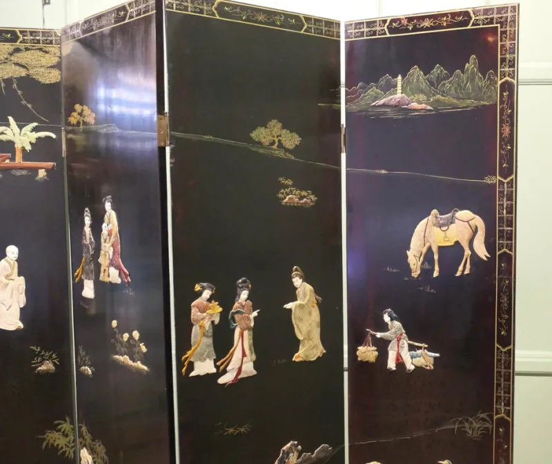 Pamono Japanese Lacquered and Painted Folding Screen, 1930s> Room Dividers & Screens