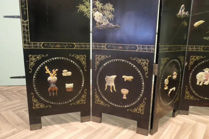 Pamono Japanese Lacquered and Painted Folding Screen, 1930s> Room Dividers & Screens