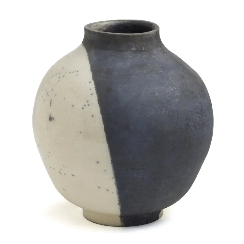 Pamono Japanese Modern Minimalist White & Black Raku Ceramic Vase> Tabletop