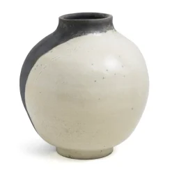 Pamono Japanese Modern Minimalist White & Black Raku Ceramic Vase><noscript><img width=