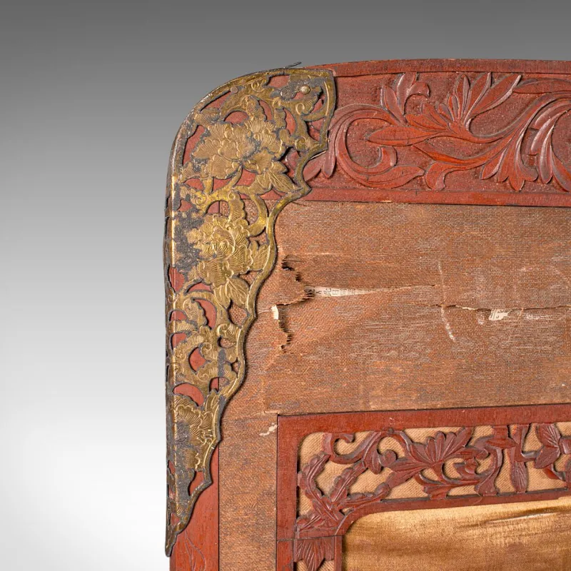 Pamono Japanese Photographic Prop Screen & Silk Cotton Room Divider, 1890s> Room Dividers & Screens