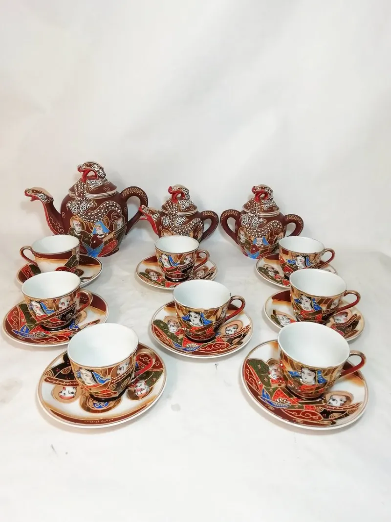 Outlet Pamono Japanese Porcelain Set, 1980s, Set of 22