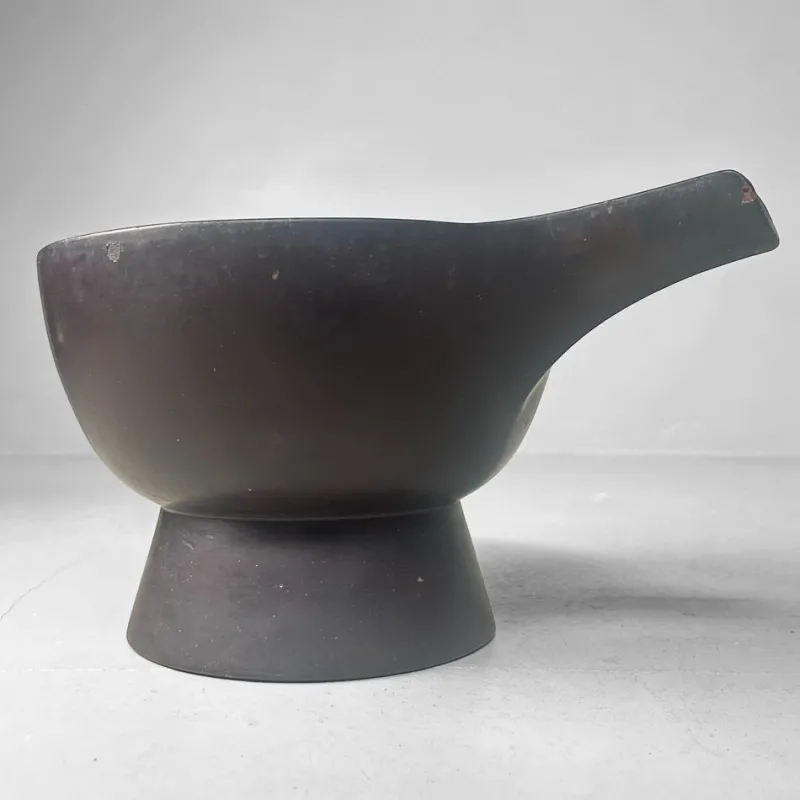 Pamono Japanese Pouring Bowl in Black Lacquered Wood, 1900s-1930s> Bottles, Carafes & Jugs
