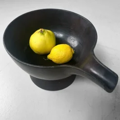 Pamono Japanese Pouring Bowl in Black Lacquered Wood, 1900s-1930s><noscript><img width=