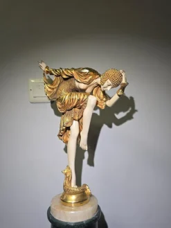 Pamono J.R. Colinet, Chryselephantine Style Sculpture, 1930, Gilt Bronze on Marble Base><noscript><img width=