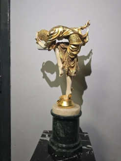 Pamono J.R. Colinet, Chryselephantine Style Sculpture, 1930, Gilt Bronze on Marble Base><noscript><img width=