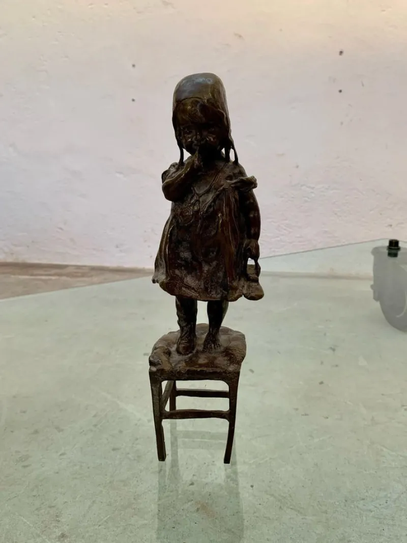 Pamono Juan Clara, Girl on a Chair, 1920s-1940s, Bronze> Sculpture