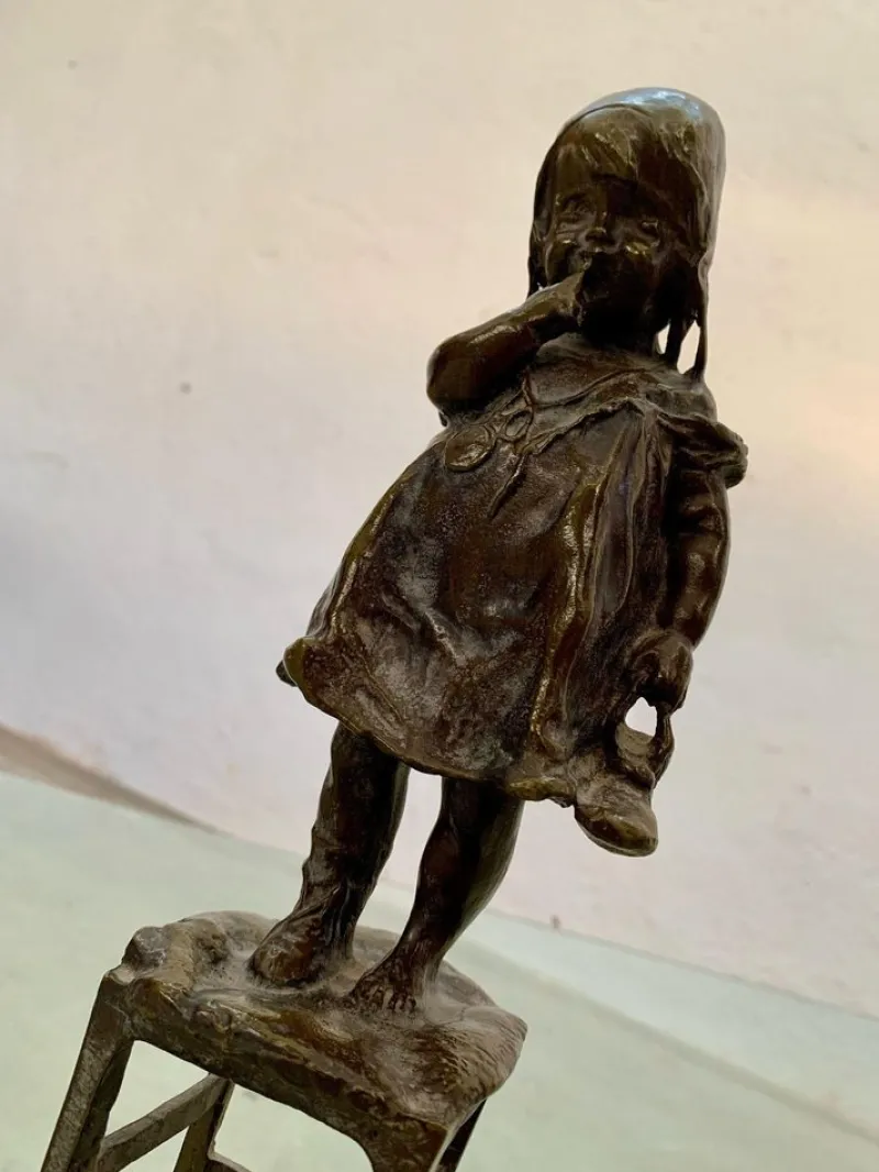 Pamono Juan Clara, Girl on a Chair, 1920s-1940s, Bronze> Sculpture