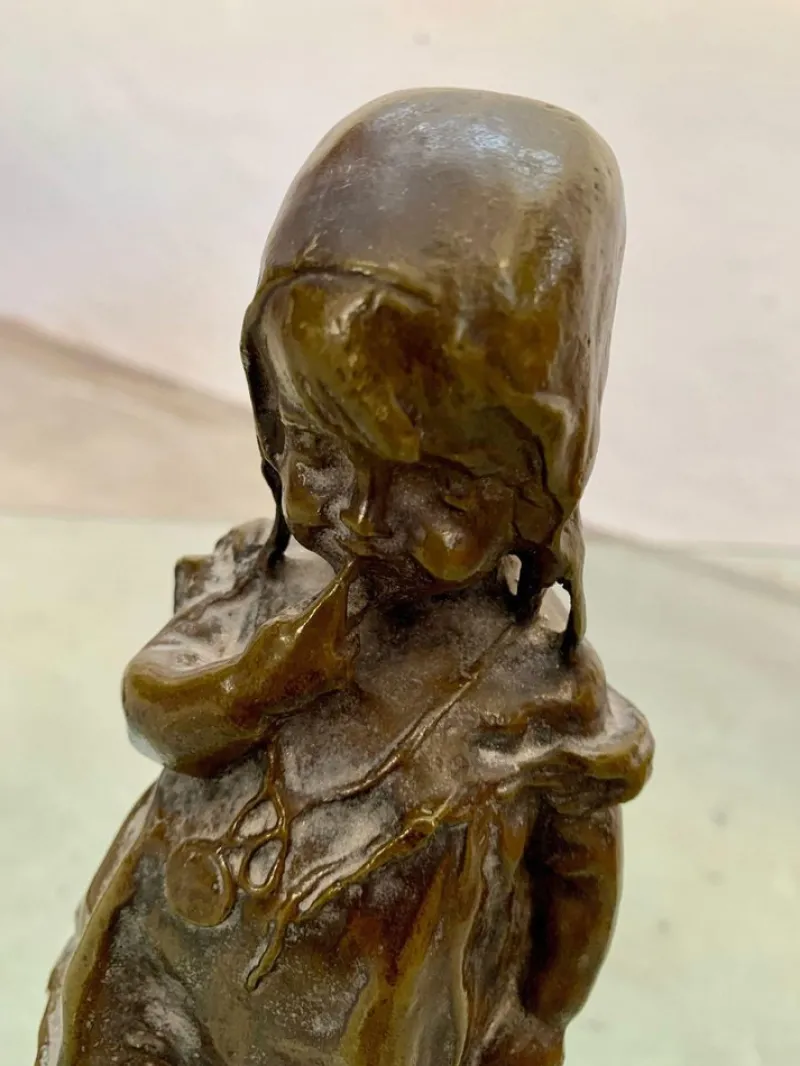 Pamono Juan Clara, Girl on a Chair, 1920s-1940s, Bronze> Sculpture
