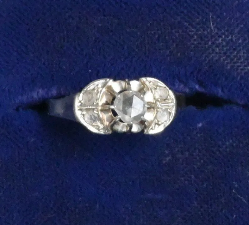 Discount Pamono 18k White Gold Ring with Diamonds