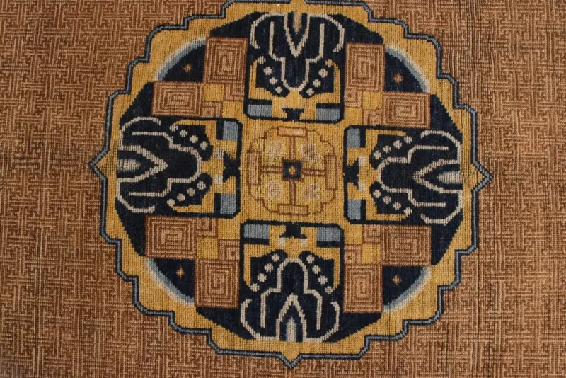 Pamono Kangxia Style Rug from R&K Principal Jahanshah Nazmiyal> Carpets & Textiles|Carpets & Textiles