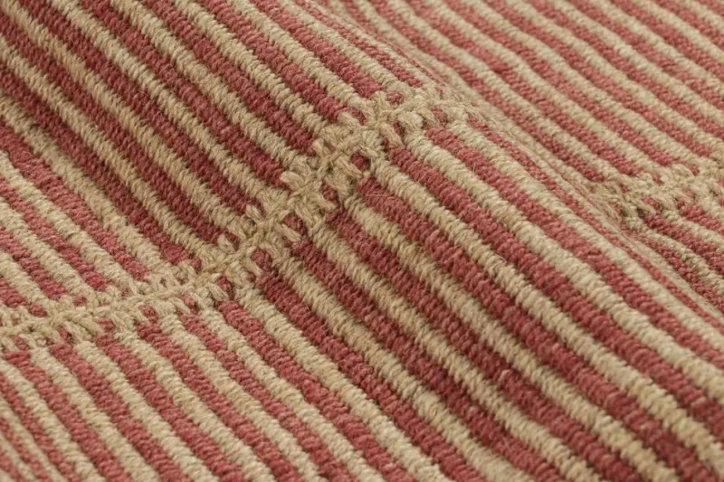 Pamono Kilim Rug in Beige and Red Textural Stripes from R&K Principal Jahanshah Nazmiyal> Carpets & Textiles|Carpets & Textiles