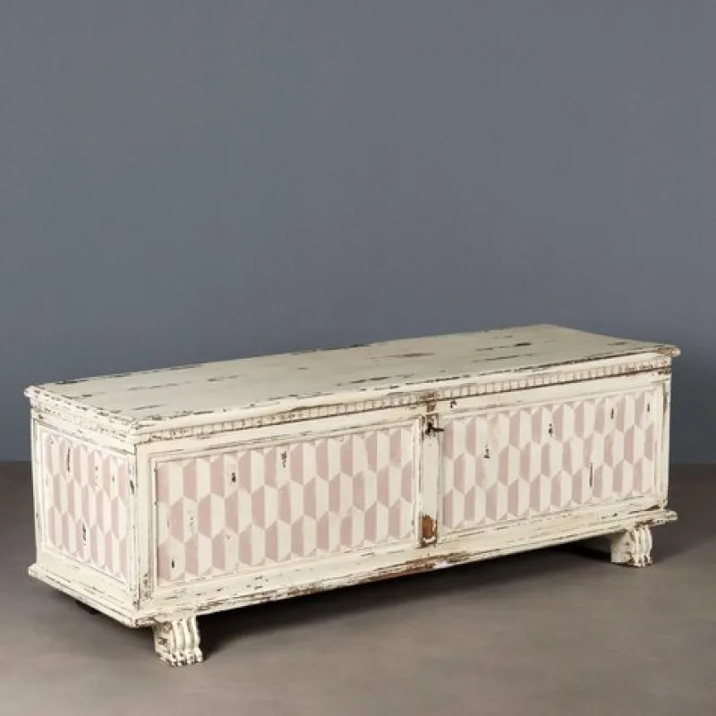 Pamono Lacquered Walnut Chest, 18th Century> Trunks Crates & Baskets