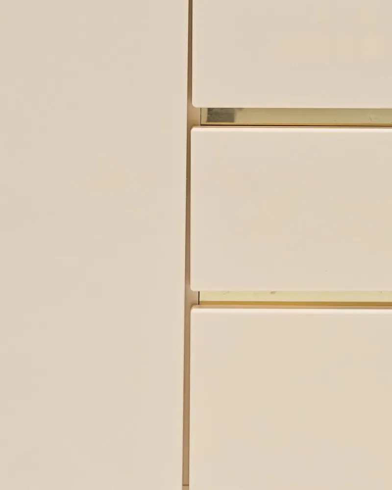 Pamono Lacquered Wood and Brass Sideboard, 1970s> Sideboards & Buffets