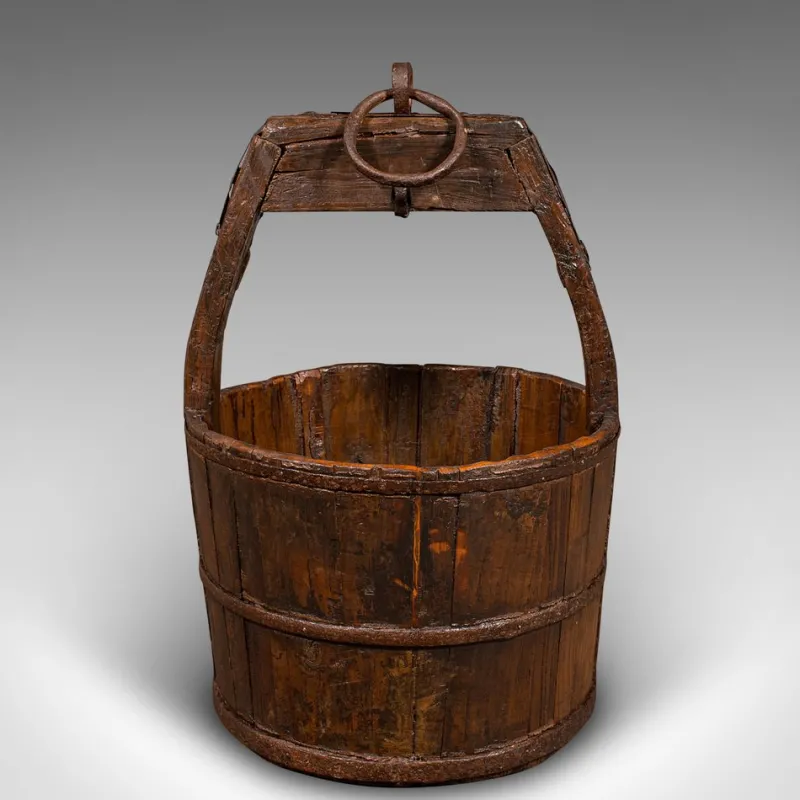 Pamono Large Antique Country Garden Well Bucket, 1800> Planters And Jardiniere