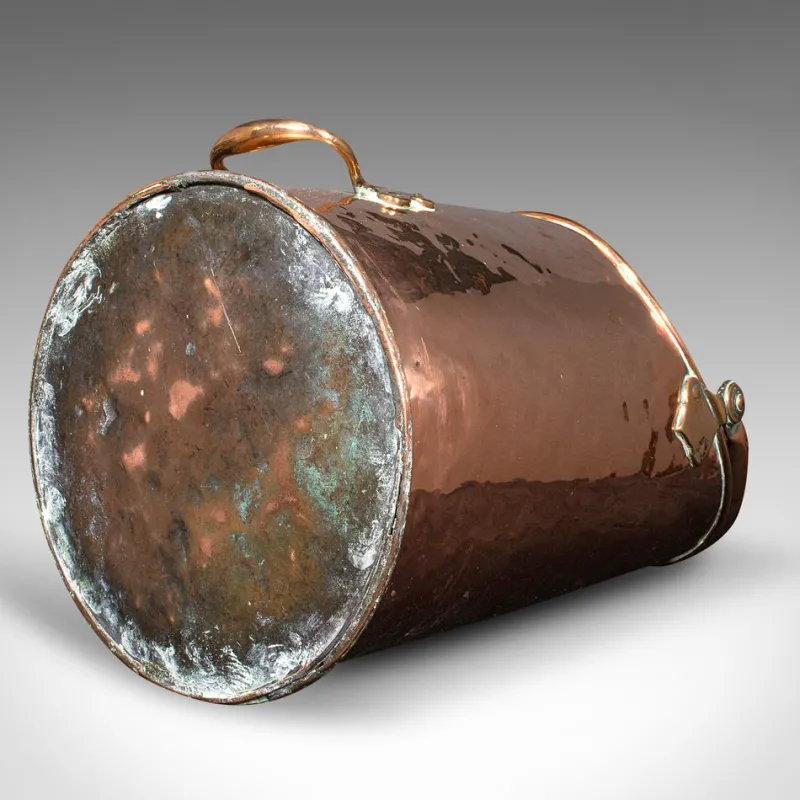 Pamono Large Antique Country House Coal Bin> Fireplaces And Mantels