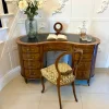 Pamono Large Antique Edwardian Inlaid Mahogany Freestanding Kidney Shaped Desk, 1900s> Desks