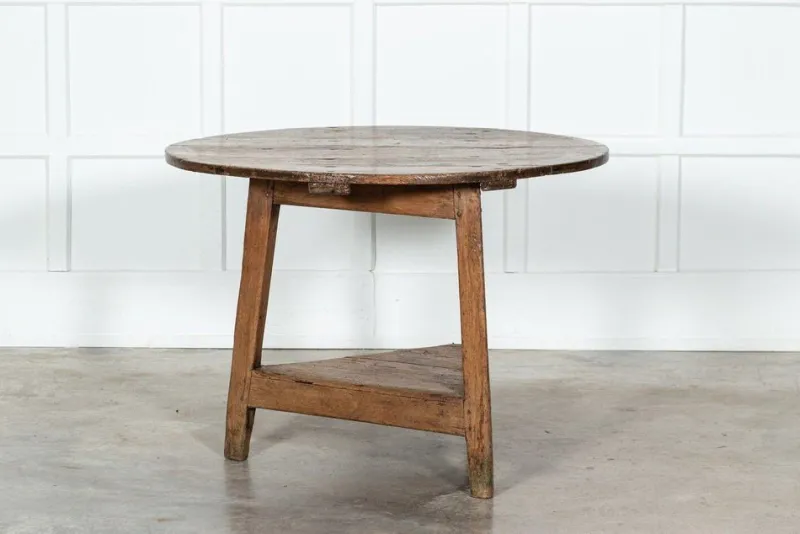 Pamono Large Antique English Cricket Table, 1780> Game Tables