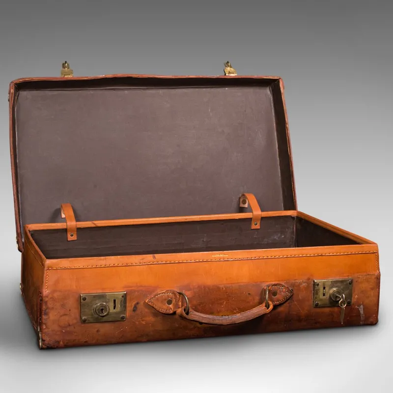 New Pamono Large Antique English Leather Suitcase