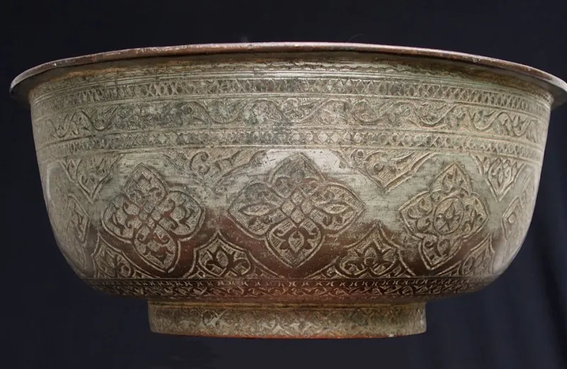Hot Pamono Large Antique Islamic Engraved Tinned Copper Bowl, 1890s