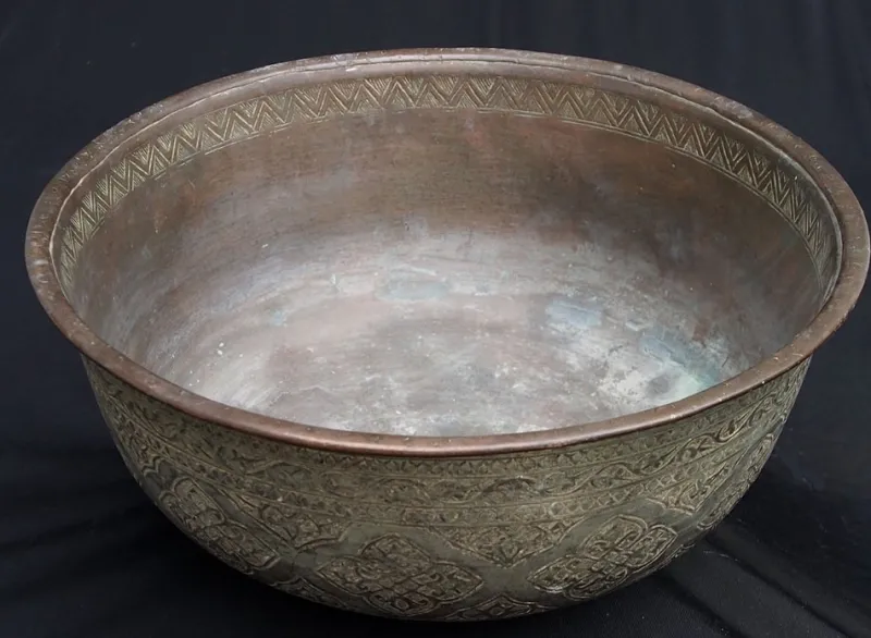 Hot Pamono Large Antique Islamic Engraved Tinned Copper Bowl, 1890s