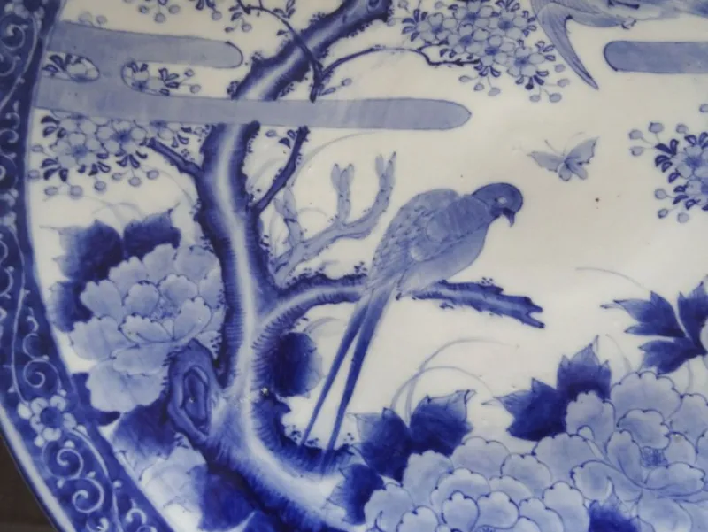 Pamono Large Antique Japanese Blue and White Porcelain Plate, 1800s> Serving Dishes