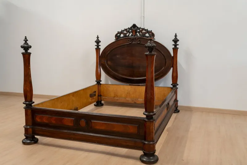 Pamono Large Antique Portuguese Romantic Bed, 19th Century> Beds & Bedroom Sets