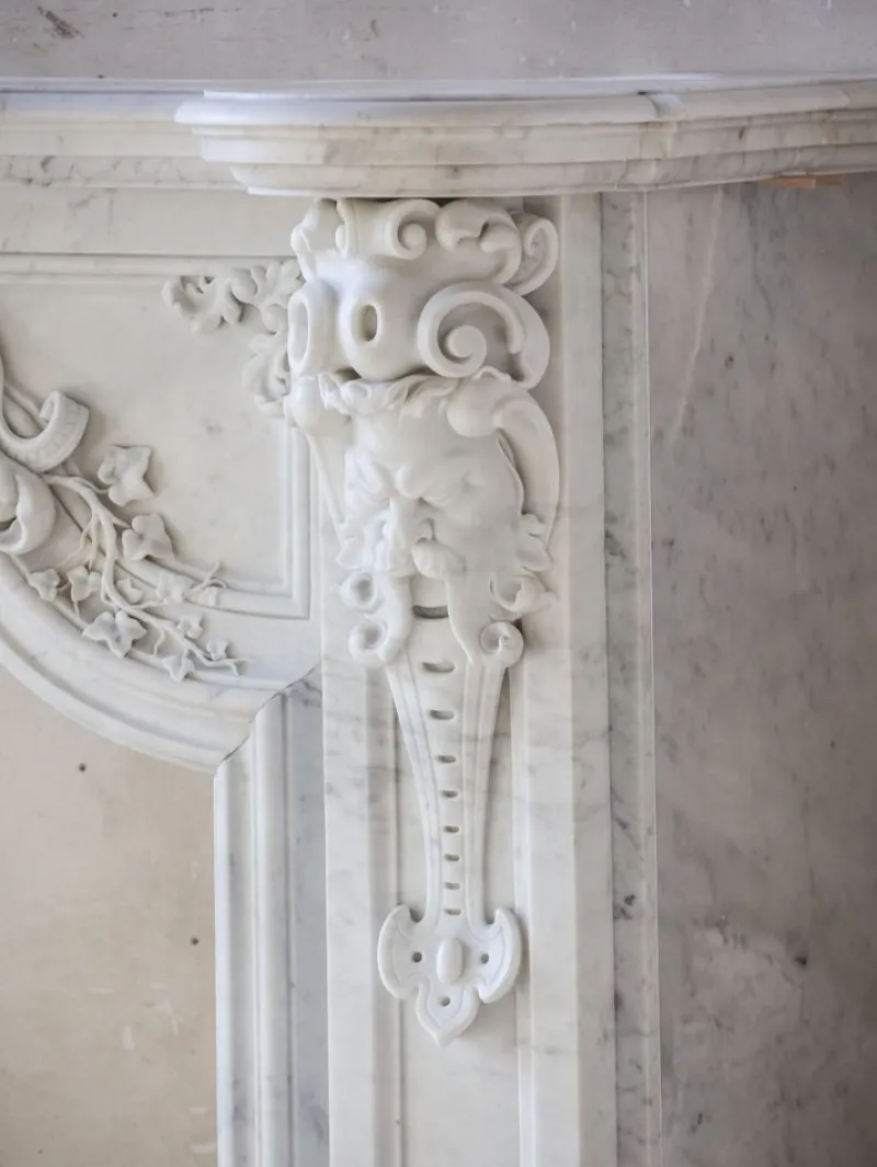 Clearance Pamono Large Antique Statuario Carrara Marble Fireplace with Viking Masks