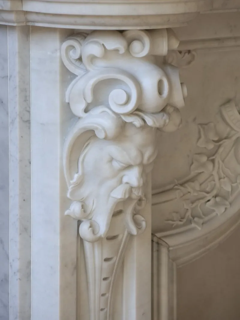 Clearance Pamono Large Antique Statuario Carrara Marble Fireplace with Viking Masks