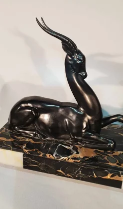 Best Pamono Large Art Deco Antelopes Sculpture by Limousin Jacques, 1930s