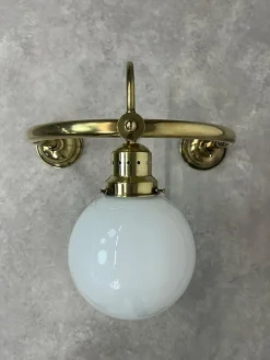 Pamono Large Art Deco Brass Wall Lamp, 1930s><noscript><img width=