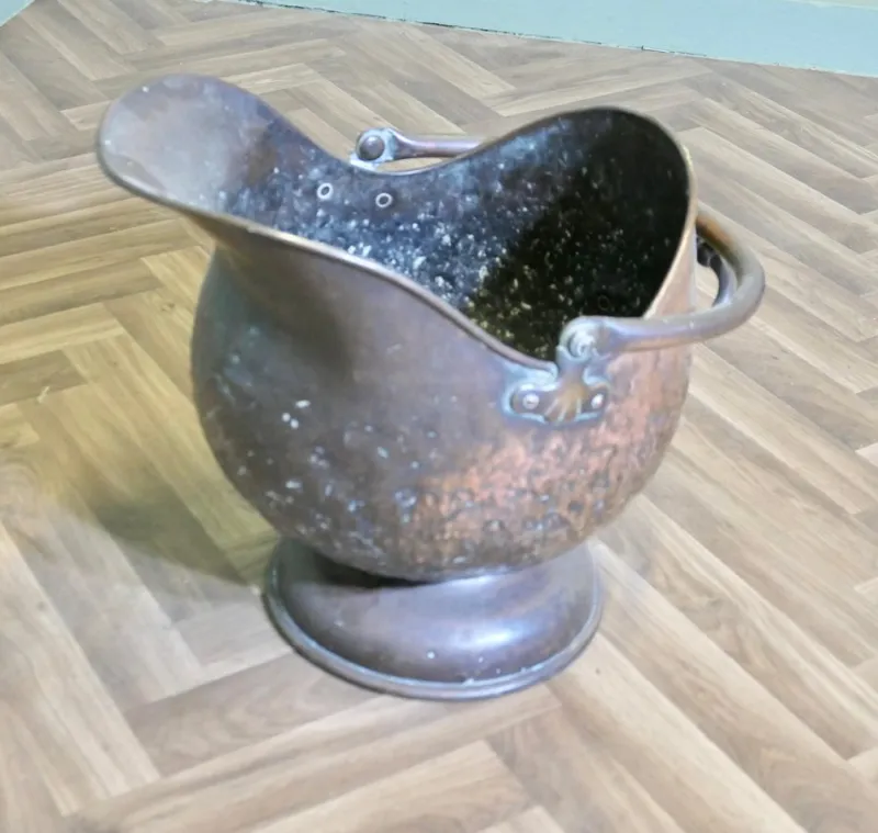 Pamono Large Arts and Crafts Copper Helmet Coal Scuttle> Fireplaces And Mantels
