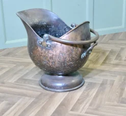 Pamono Large Arts and Crafts Copper Helmet Coal Scuttle><noscript><img width=