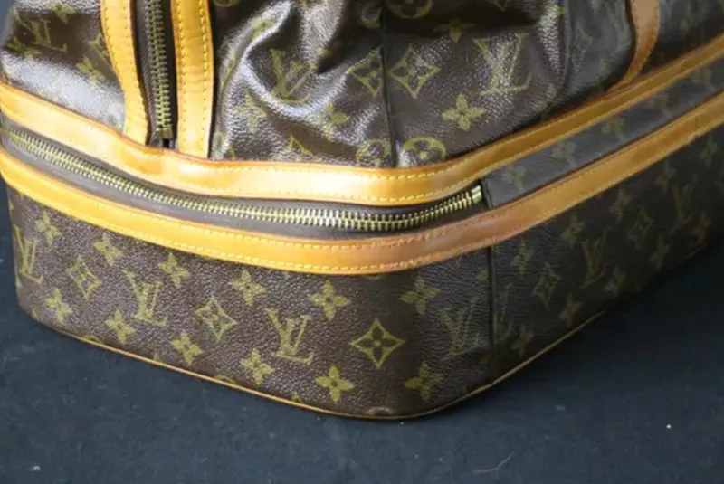 Pamono Large Bag with Double Compartments from Louis Vuitton, 1970s> Trunks Crates & Baskets