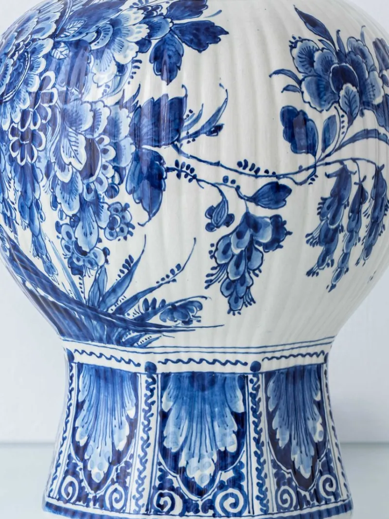 Pamono Large Blue and White Hand-Painted Table Lamp with New Terracotta Silk Lampshade from Royal Delft, 1948> Table Lamps