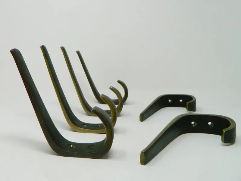 Pamono Large Brass Coat Hooks by Franz Hagenauer for Hagenauer Wien, 1950s, Set of 6> Racks, Hooks & Valets