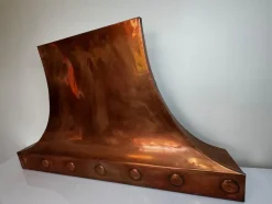 Pamono Large British Georgian Style Curved Copper Fireplace Hood with Wall Hanging Mount, 1970s><noscript><img width=