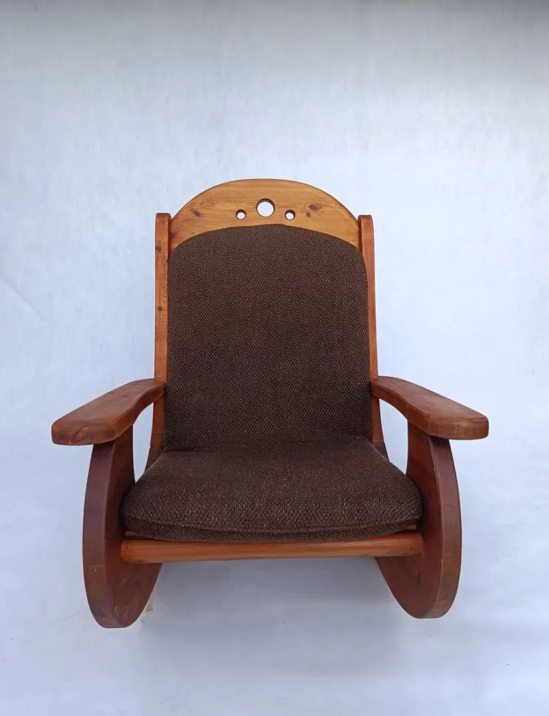 Pamono Large Brutalist Pine Rocking Chair from Wasa, 1987> Rocking Chairs