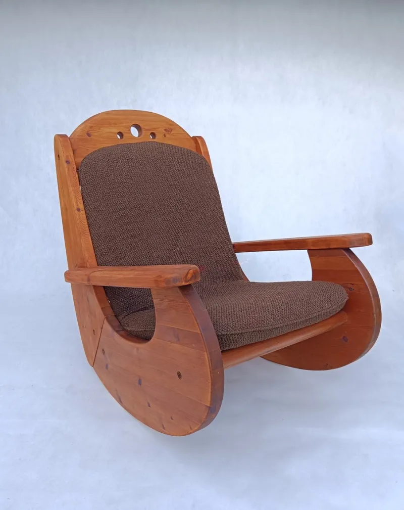 Pamono Large Brutalist Pine Rocking Chair from Wasa, 1987> Rocking Chairs