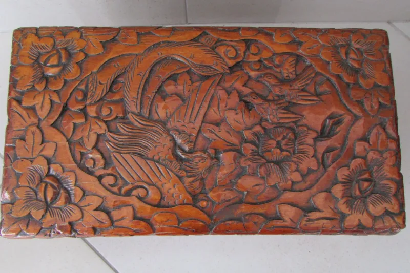 Pamono Large Carved Wooden Box with Floral and Bird Decor, 1930s> Trunks Crates & Baskets