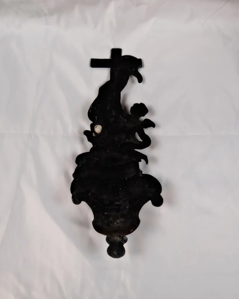 Online Pamono Large Cast Iron Holy Water Font with Cherubs and Crucifixes, 19th Century