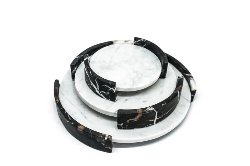 Hot Pamono Large Circular Triptych Tray in White Carrara Marble