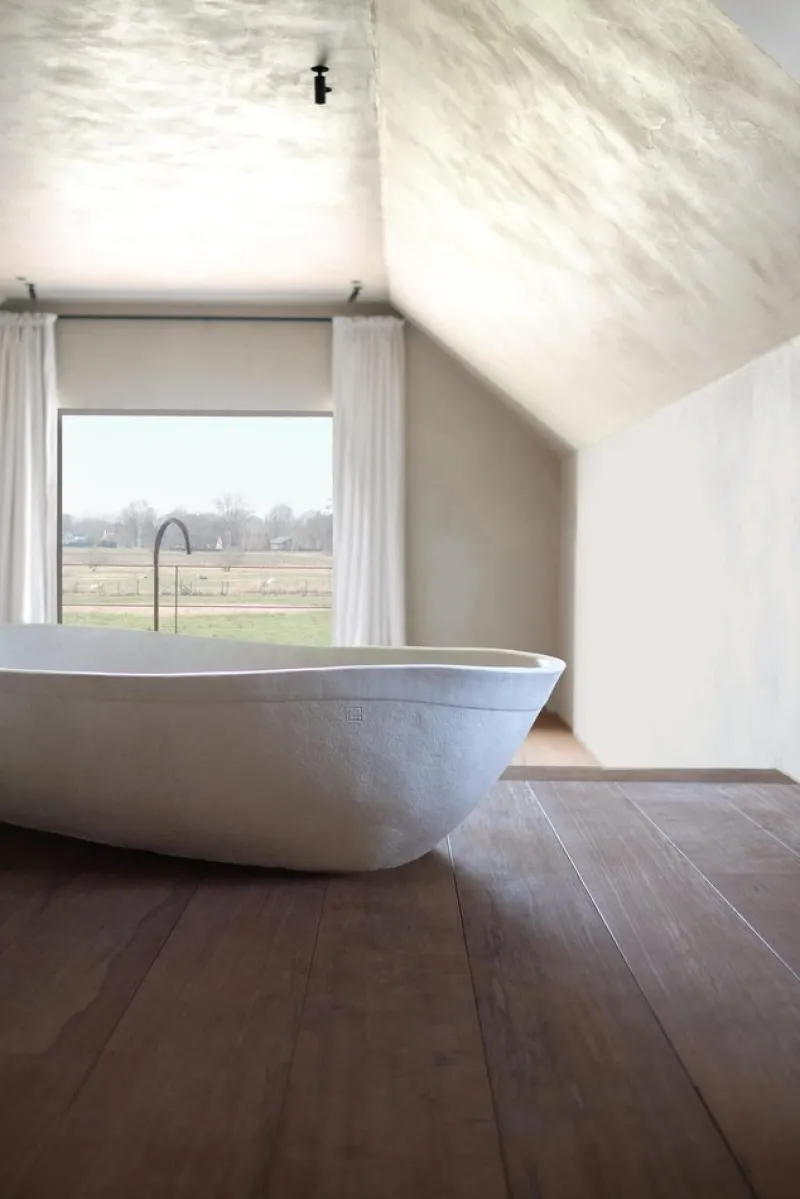 Sale Pamono Large Clay Bathtub by Studio Loho