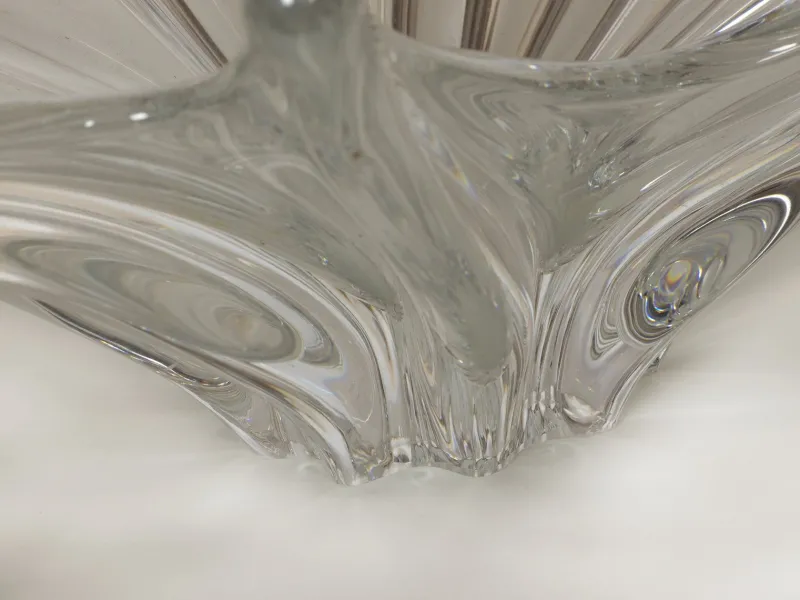 Pamono Large Crystal Centerpiece Bowl by Baccarat, 1920s> Bowls